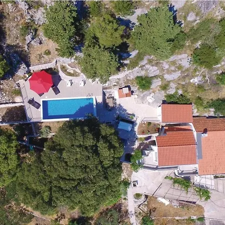 Villa Kuzma With Private Pool And Sea View Pisak