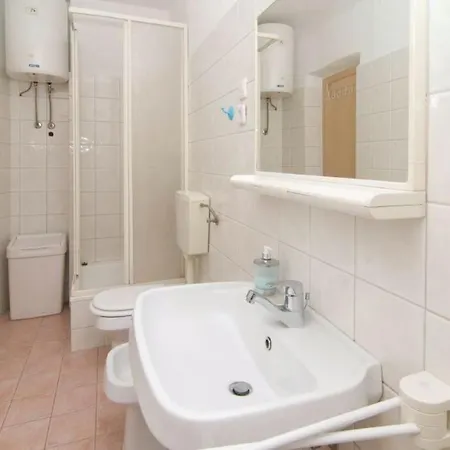Kuzma With Private Pool And Sea View Pisak
